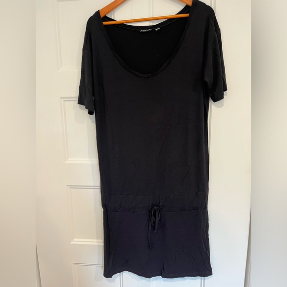 Venus t-shirt dress - Picture 1 of 5